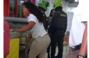 Mujer quemada con aceite