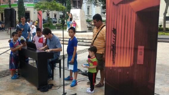 288332_Foto 'Pianos a la Calle'- Universidad Industrial de Santander