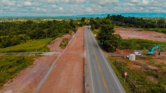 352765_BLU Radio. Carretera Barrancabermeja - Bucaramanga / Foto: Ruta del Cacao 352765_BLU Radio. Carretera Barrancabermeja - Bucaramanga / Foto: Ruta del Cacao