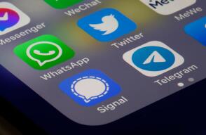 Telegram y WhatApp Telegram y WhatApp