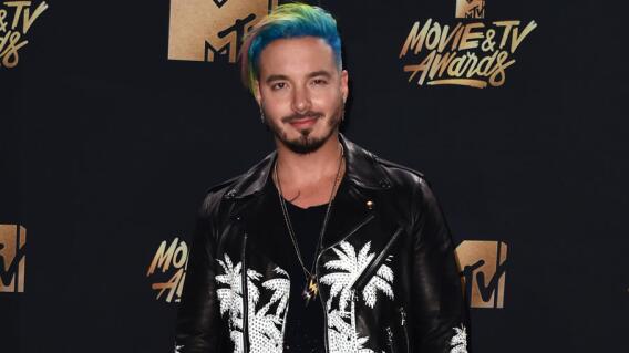 255067_j-balvin-gale.jpg 255067_j-balvin-gale.jpg