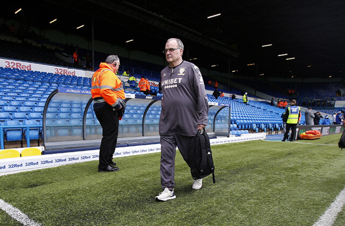 Marcelo Bielsa no quiere locuras en el fútbol inglés, en plena pandemia del coronavirus