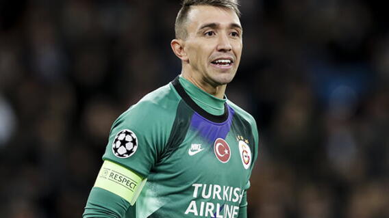 339158_Fernando Muslera
