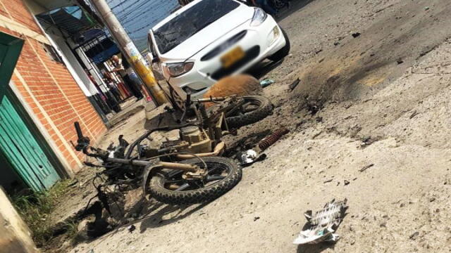 Explota motocicleta bomba frente a las instalaciones del Tránsito Municipal de Florida, Valle 