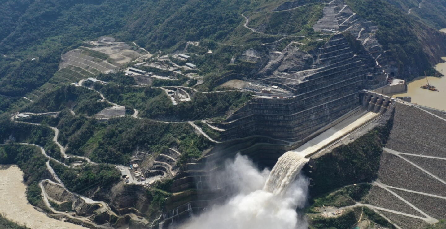 Bloqueos cerca a Hidroituango aumentan la posibilidad de racionamiento de energía en el país