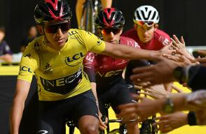 AFP: Egan Bernal luciendo el maillot de campeón del Tour de Francia