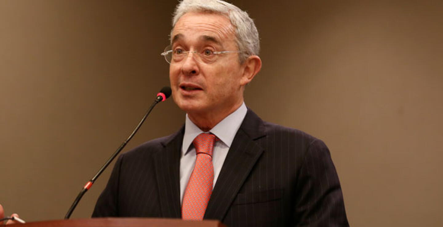uribe.jpg