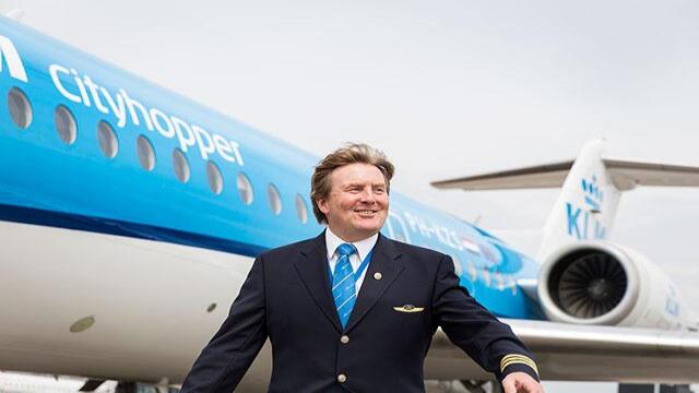 Rey de Holanda confiesa su doble vida: lleva más de 20 años como piloto comercial
