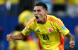 Daniel Muñoz, lateral de la Selección Colombia, celebra un gol en las Eliminatorias Sudamericanas