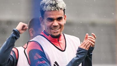 Luis Díaz ya se entrenó con sus nuevos compañeros en Bayern Múnich. 