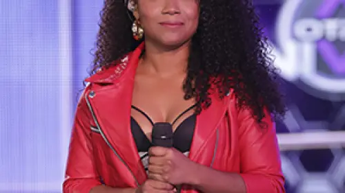 381090_angelaperfil.jpg