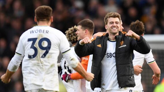 Jugadores del Leeds United festejando victoria frente al Southampton. Jugadores del Leeds United festejando victoria frente al Southampton.