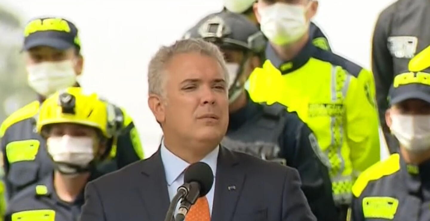En medio de críticas, Duque sanciona leyes que reforman la Policía