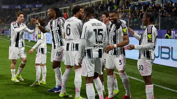 Juventus le ganó al Parma en juego de la Serie A.