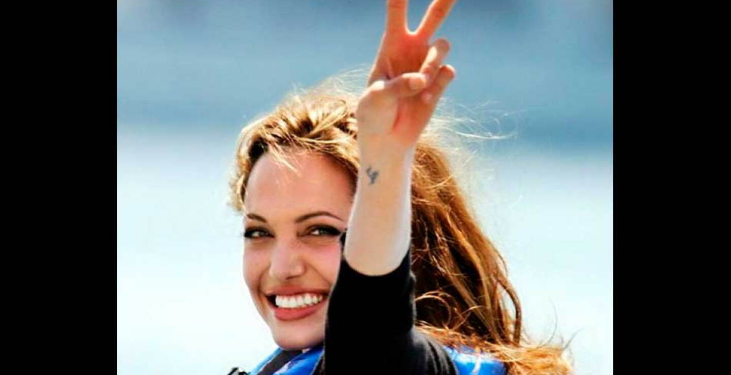 angelina28.jpg