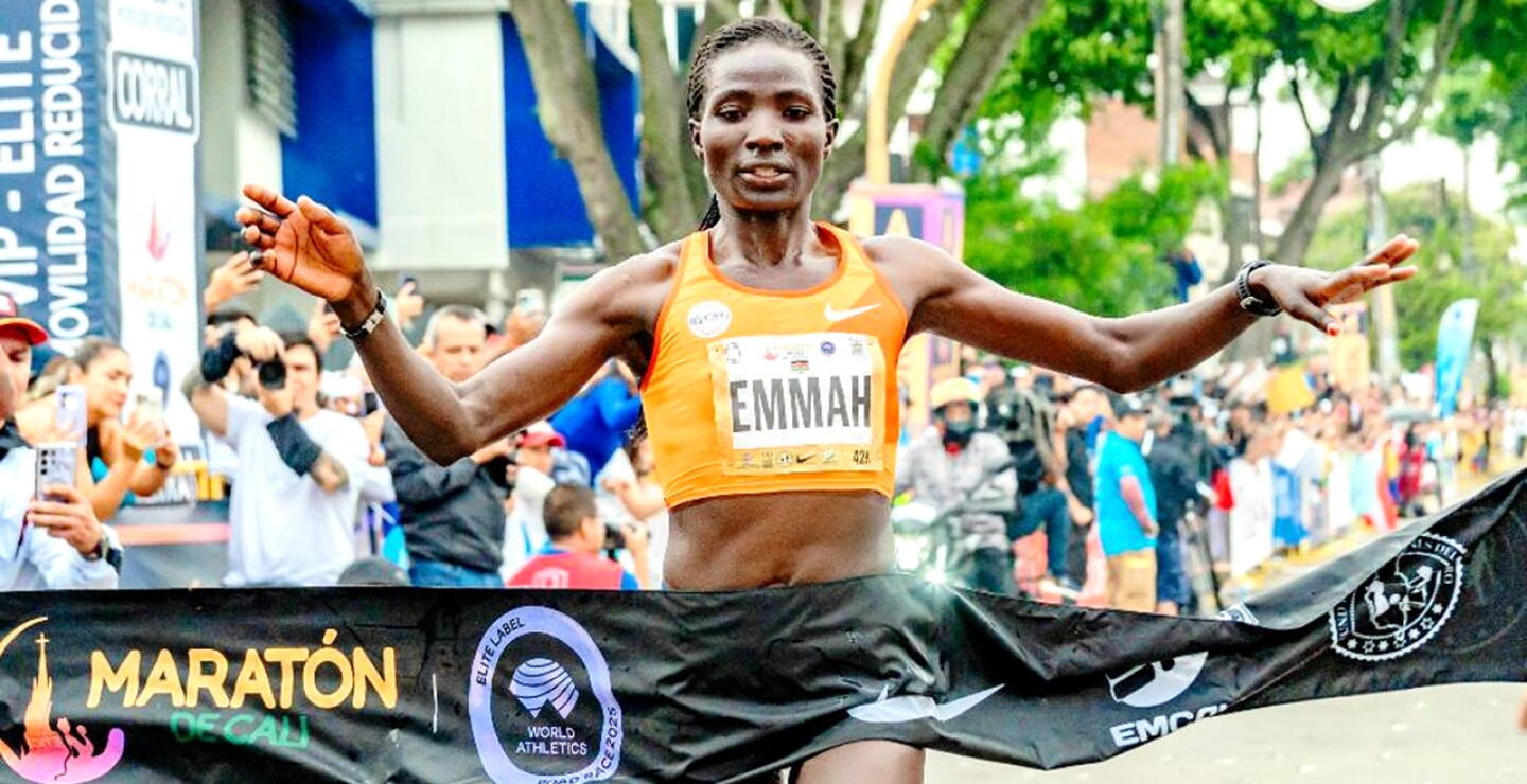 Emmah Ndiwa (Kenia), campeona de la Maratón de Cali 2025.jpg
