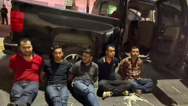 Reportan captura de 5 hombres que estarían vinculados al homicidio de 2 estadounidenses en México Reportan captura de 5 hombres que estarían vinculados al homicidio de 2 estadounidenses en México