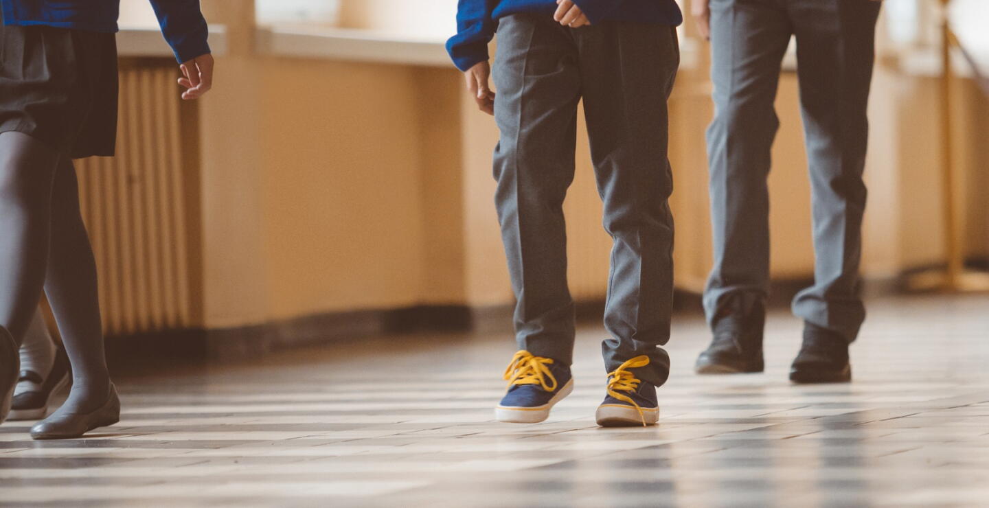 Con cuchillo de carnicero, este ladrón en Rionegro robó a dos niños que iban a estudiar