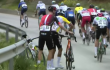 Egan Bernal tuvo problemas mecánicos y cambió de bicicleta en la etapa 3 del Giro de Italia 2025