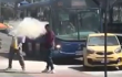 Pelea conductor SITP y taxista