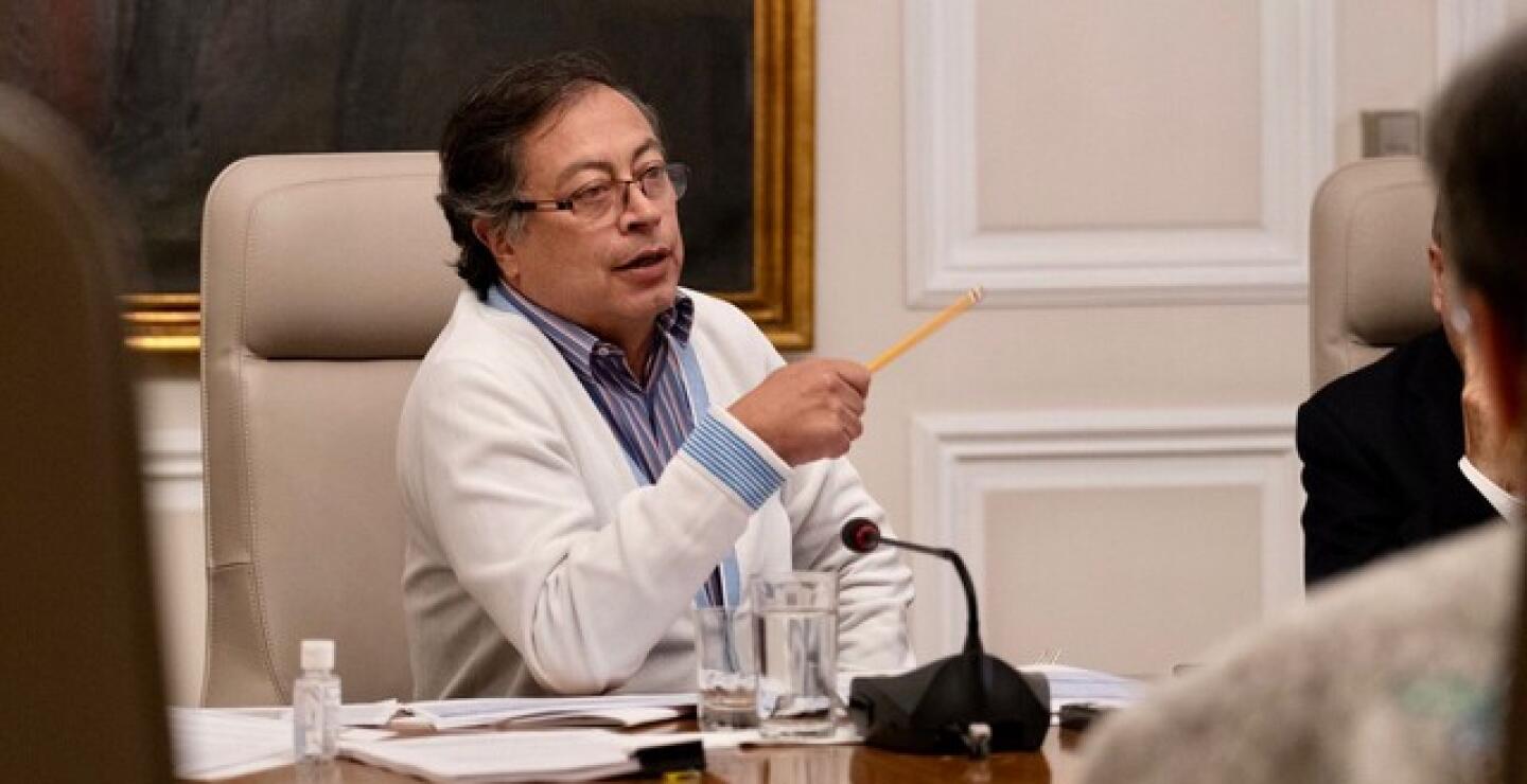 Imprecisiones en trino del presidente Petro causó alboroto entre profesionales de la salud