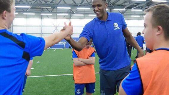 318371_BLU Radio. Yerry Mina / Foto: Everton Football Club.