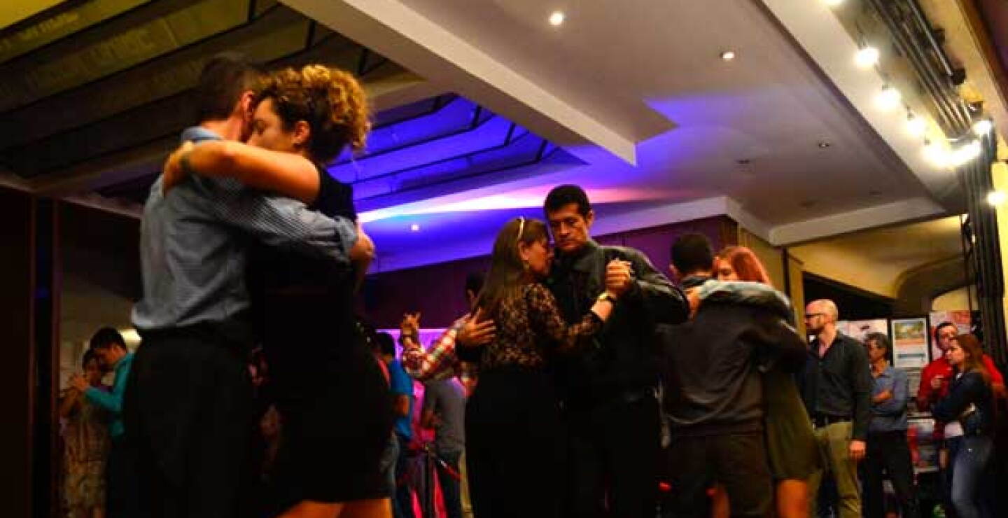 tango_2.jpg