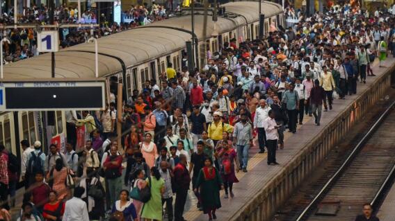 India ya habría sobrepasado a China como el país más poblado del mundo India ya habría sobrepasado a China como el país más poblado del mundo