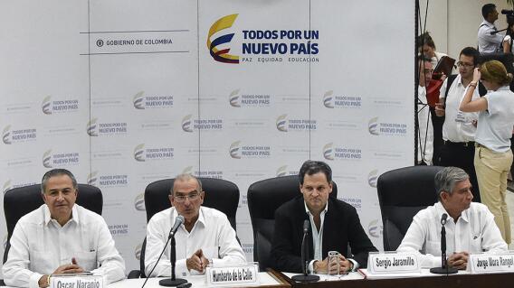 145683_Delegación de paz del Gobierno. Foto: AFP