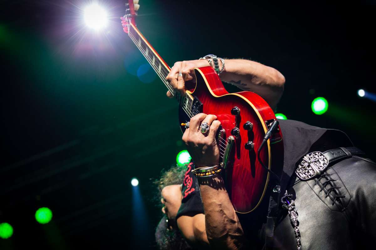 640471_slash_21.jpg