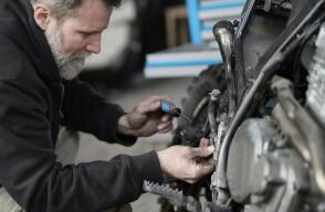 El producto indispensable para moteros del D1 y que consigue por menos de 9.000 pesos