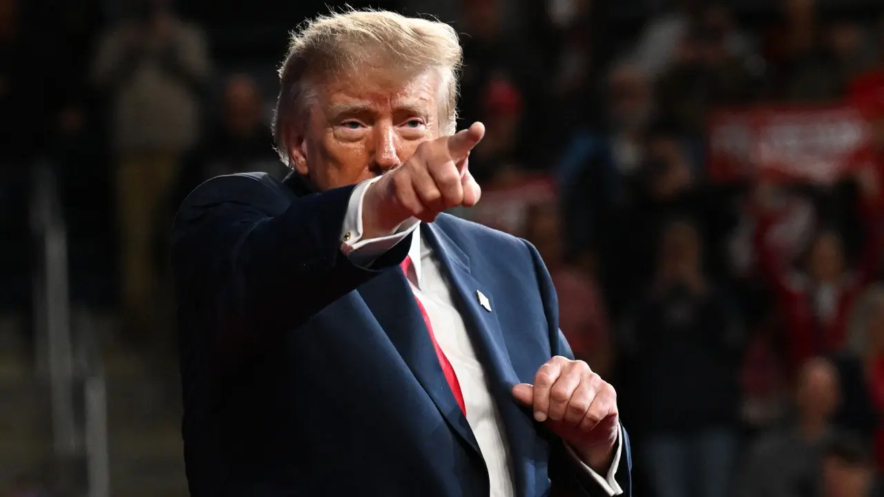 Trump sugiere rebautizar el Atlántico o el Pacífico como "océano Trump"