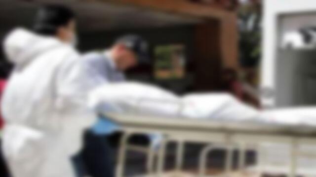 Intentó esconderse en estación de servicio para huir de bandidos y acabó con dos tiros en la cabeza