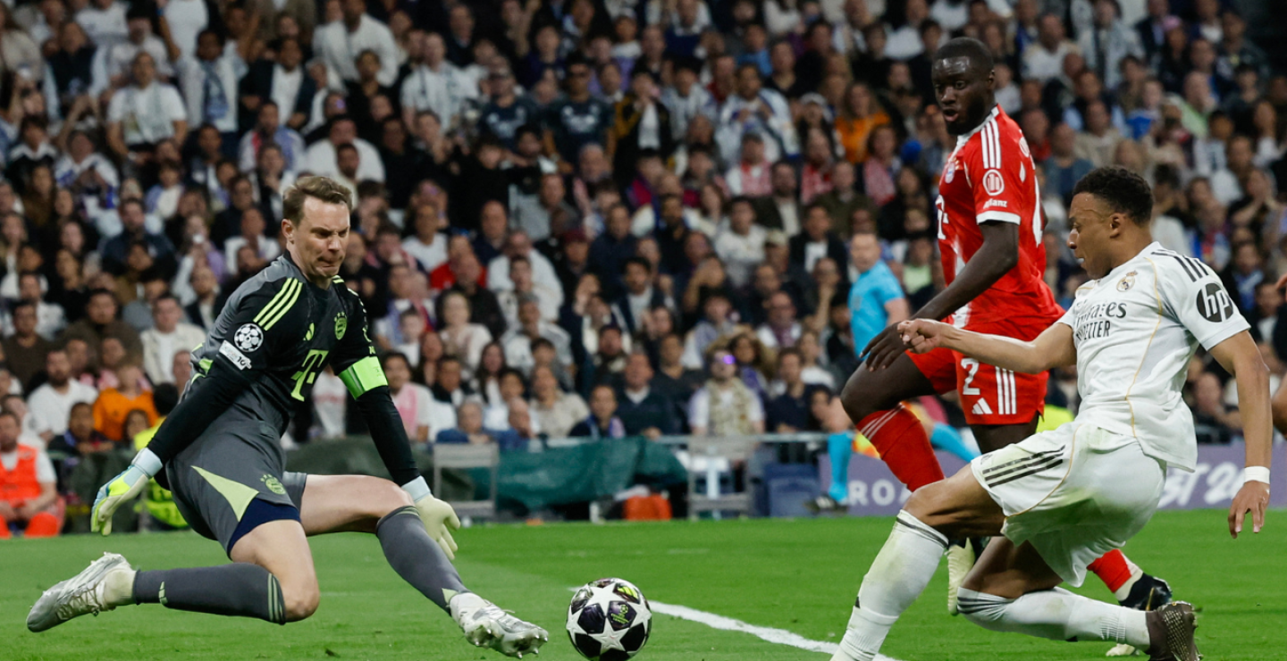  Manuel Neuer y Kylian Mbappé