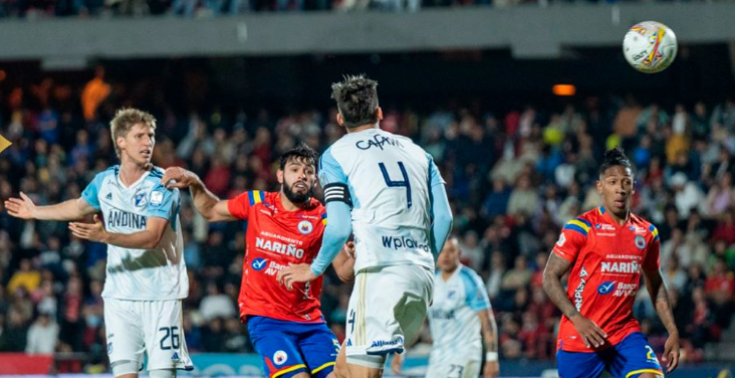 Acción de juego entre Deportivo Pasto y Millonarios, en juego de la fecha 16 de la Liga I-2024.