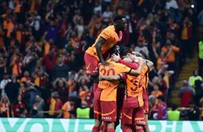 Jugadores del Galatasaray en uno de los partidos de la temporada 2024/2025.
