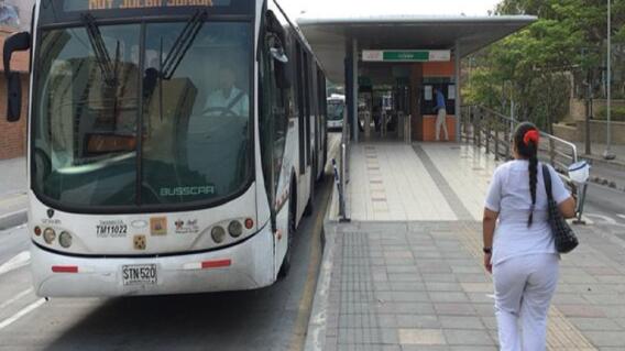 138985_Las empresas señalaron que las partes de los vehículos las compran en sitios certificados. Foto: @transmetrobaq