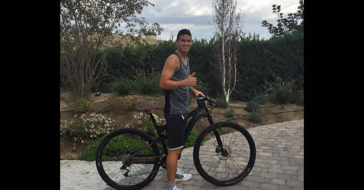 James es una estrella en el Real Madrid.