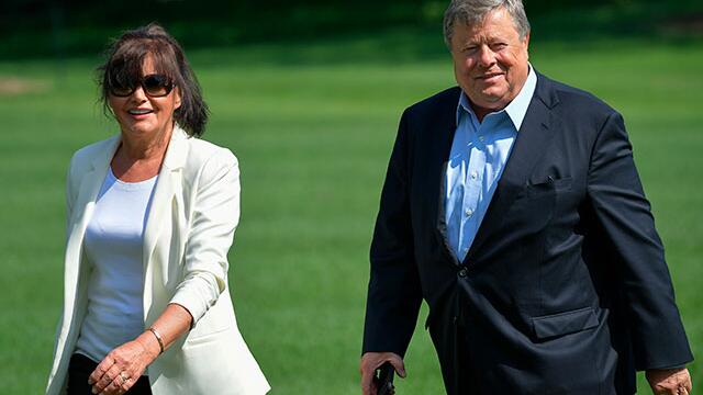 Suegros de Trump se beneficiaron de programa migratorio que el mandatario ataca y ridiculiza