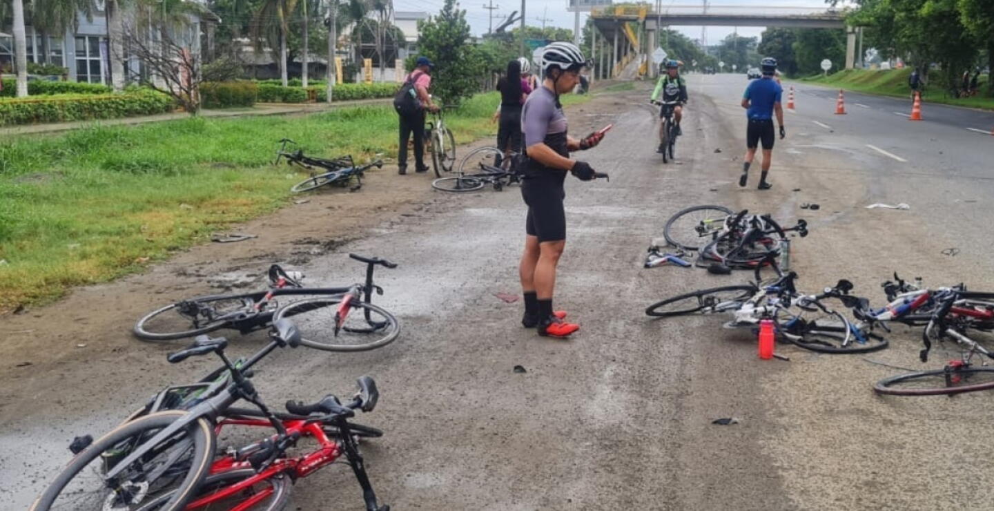 Conductor que arrolló a grupo de ciclistas en Palmira, Valle, habría sufrido microsueño 