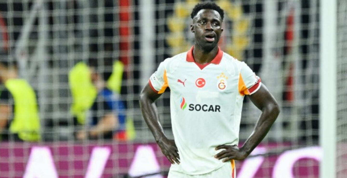 Dávinson Sánchez, defensor colombiano que milita en Galatasaray.