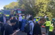 Emergencia en Inglaterra: dos trenes colisionaron 