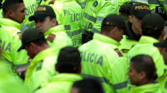 policias-colprensa_1.jpg