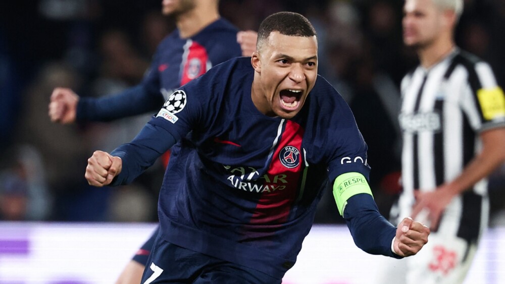 Mbappé salva a PSG en Champions