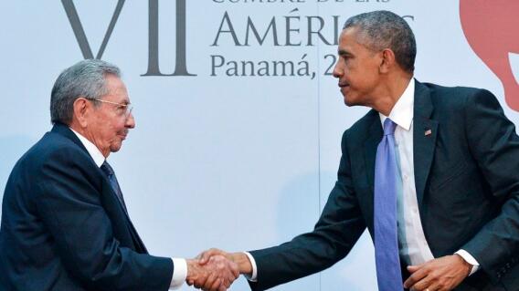 obama-castro_0.jpg