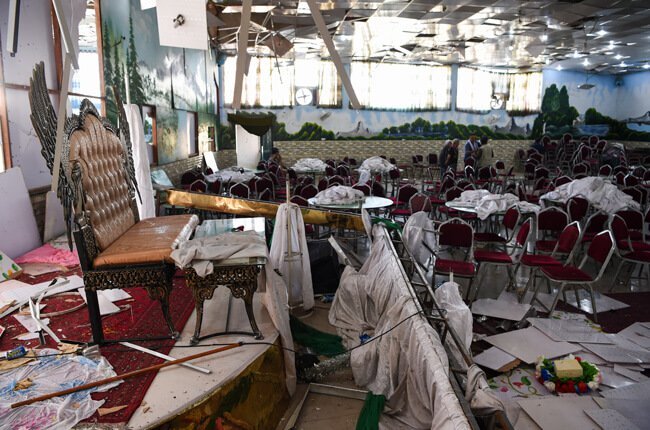 Salón de bodas se convirtió en sangriento funeral por atentado del EI que dejó 63 muertos