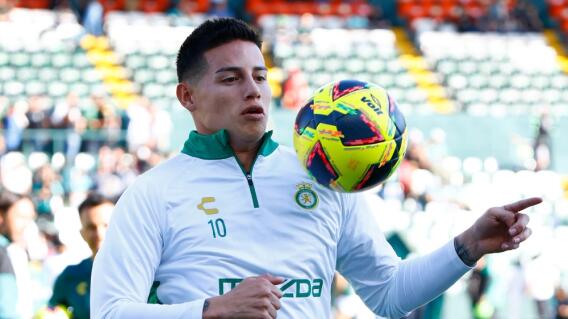 James Rodríguez, mediocampista colombiano, en un calentamiento con Club León, previo a un partido de la Liga MX James Rodríguez, mediocampista colombiano, en un calentamiento con Club León, previo a un partido de la Liga MX