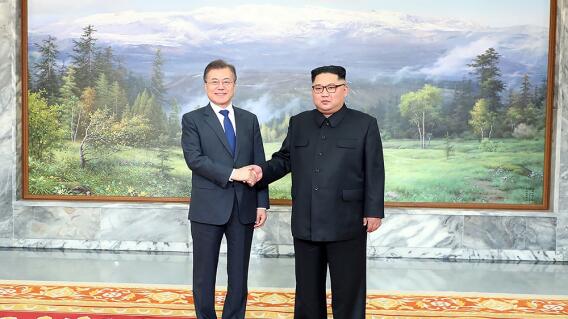 307283_BLU Radio. Moon Jae-in y Kim Jong-un / Foto: AFP.