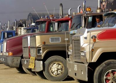 209558_BLU Radio. Camiones // Foto de referencia AFP