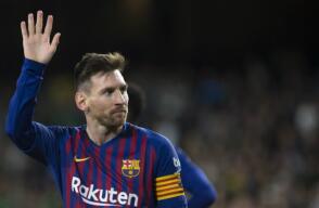 308765_messi_saludando_afp_170319_e.jpg